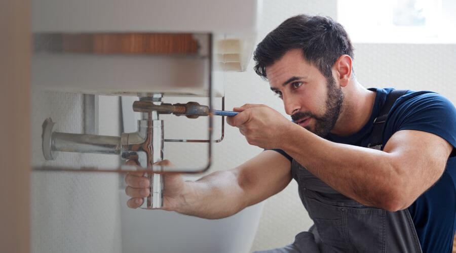 Professional water heater installation services in Topeka, IL